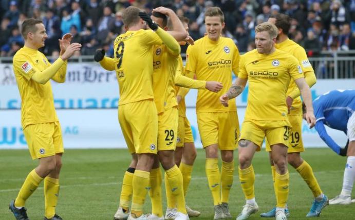 Arminia Bielefeld führt die Tabelle der 2. Liga an. Foto: Thomas Frey/dpa