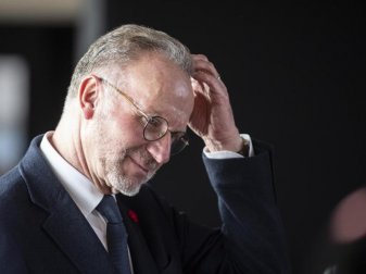 Hat wegeweisende Gespräche zu führen: Bayern-Boss Karl-Heinz Rummenigge. Foto: Boris Roessler/dpa Hat wegeweisende Gespräche zu führen: Bayern-Boss Karl-Heinz Rummenigge. Foto: Boris Roessler/dpa