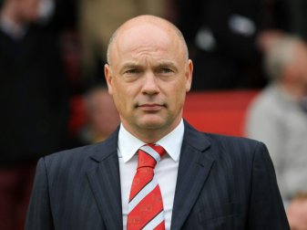 Rösler erhält einen ligaunabhängigen Vertrag bis 2021 Rösler erhält einen ligaunabhängigen Vertrag bis 2021