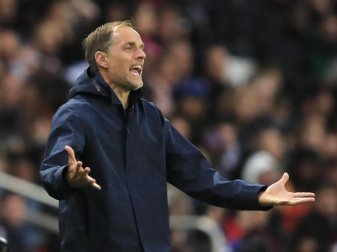 Trainer Thomas Tuchel setzte sich mit Paris Saint-Germain beim Drittligisten FC Pau durch. Foto: Michel Euler/AP/dpa Trainer Thomas Tuchel setzte sich mit Paris Saint-Germain beim Drittligisten FC Pau durch. Foto: Michel Euler/AP/dpa
