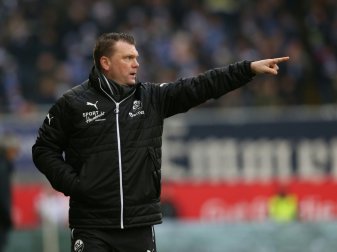 Auswärtserfolg für Sandhausen mit Uwe Koschinat Auswärtserfolg für Sandhausen mit Uwe Koschinat