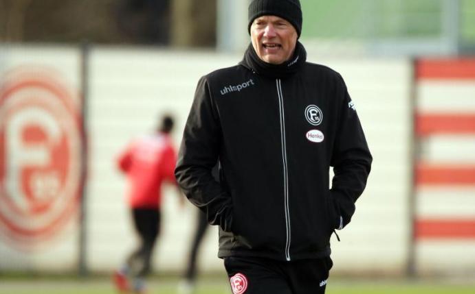 Steht am 20. Spieltag vor seinem Debüt bei Fortuna Düsseldorf: Trainer Uwe Rösler. Foto: David Young/dpa