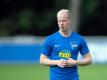 Wird von Hertha BSC an den SC Paderborn ausgeliehen: Dennis Jastrzembski. Foto: Soeren Stache/dpa