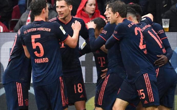 Die Bayern blicken dem Spiel gegen RB Leipzig mit Optimismus entgegen. Foto: Torsten Silz/dpa