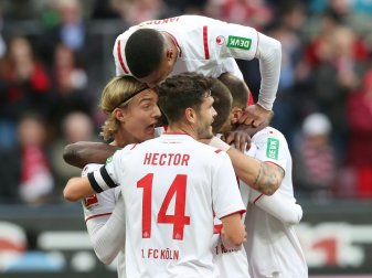 Köln gewinnt gegen Freiburg souverän mit 4:0 Köln gewinnt gegen Freiburg souverän mit 4:0