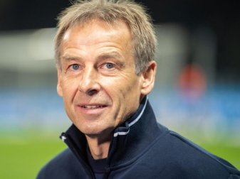 Auch Jürgen Klinsmann träumt vom Pokalfinale. Foto: Soeren Stache/dpa-Zentralbild/dpa Auch Jürgen Klinsmann träumt vom Pokalfinale. Foto: Soeren Stache/dpa-Zentralbild/dpa