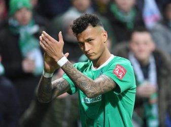 Verletzte sich beim Bremer Sieg gegen den BVB: Davie Selke. Foto: Carmen Jaspersen/dpa Verletzte sich beim Bremer Sieg gegen den BVB: Davie Selke. Foto: Carmen Jaspersen/dpa