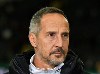 Adi Hütter will gegen den FC Augsburg gewinnen Adi Hütter will gegen den FC Augsburg gewinnen