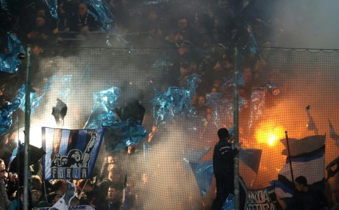 Der HSV darf unter Aufsicht einmmalig Pyro benutzen