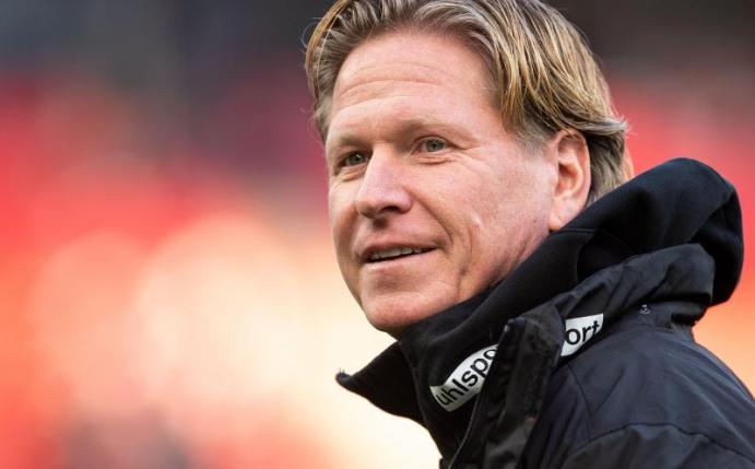 Hat gegen Gladbach ein personell gut aufgestelltes Team: Kölns Trainer Markus Gisdol. Foto: Marius Becker/dpa