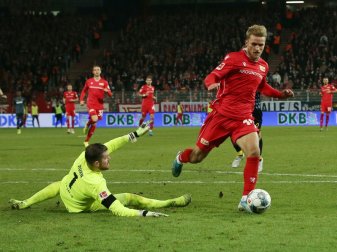 Sebastian Andersson (r.) bleibt bei Union Berlin Sebastian Andersson (r.) bleibt bei Union Berlin