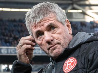Der 66-jährige Fußball-Lehrer, Friedhelm Funkel. Foto: Bernd Thissen/dpa Der 66-jährige Fußball-Lehrer, Friedhelm Funkel. Foto: Bernd Thissen/dpa