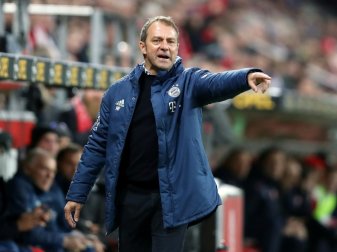 Der FC Bayern steht weiterhin an der Tabellenspitze Der FC Bayern steht weiterhin an der Tabellenspitze