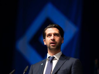 Ist überzeugt vom Aufstieg des Hamburger SV: HSV-Sportvorstand Jonas Boldt. Foto: Daniel Reinhardt/dpa Ist überzeugt vom Aufstieg des Hamburger SV: HSV-Sportvorstand Jonas Boldt. Foto: Daniel Reinhardt/dpa