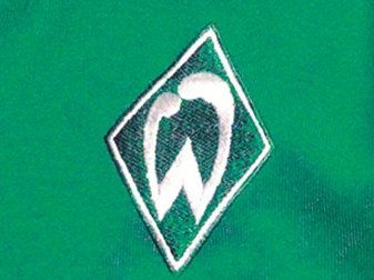 Maik Nawrocki erhält Profivertrag bei Werder Bremen