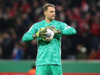 Manuel Neuer fehlte beim Training des Rekordmeisters Manuel Neuer fehlte beim Training des Rekordmeisters