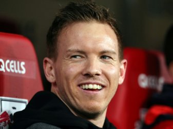 RB-Trainer Julian Nagelsmann feiert einen 3:0-Sieg RB-Trainer Julian Nagelsmann feiert einen 3:0-Sieg