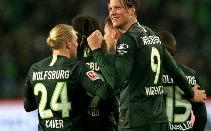 Wout Weghorst schießt den VfL mit drei Toren zum Sieg