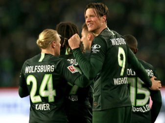 Wout Weghorst schießt den VfL mit drei Toren zum Sieg Wout Weghorst schießt den VfL mit drei Toren zum Sieg