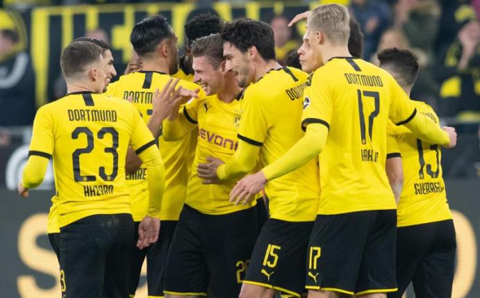 Borussia Dortmund ließ gegen Eintracht Frankfurt nur einen gegnerischen Torschuss zu. Foto: Bernd Thissen/dpa