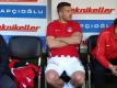 Kam beim Sieg von Antalyaspor von der Bank: Lukas Podolski. Foto: Uncredited/AP/dpa