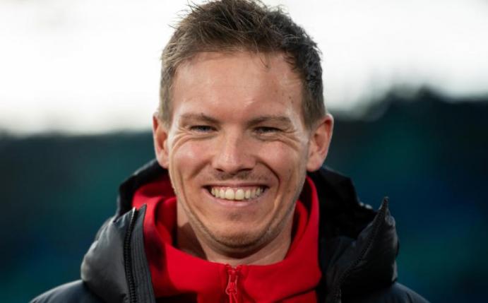 Gut gelaunter Anhänger des Offensivfußball: Leipzigs Trainer Julian Nagelsmann. Foto: Robert Michael/dpa