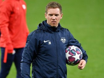 Nagelsmann freut sich auf das Trainer-Duell mit Mourinho Nagelsmann freut sich auf das Trainer-Duell mit Mourinho
