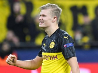 Grund zur Freude: Erling Haaland jubelt nach dem Spiel. Foto: Bernd Thissen/dpa