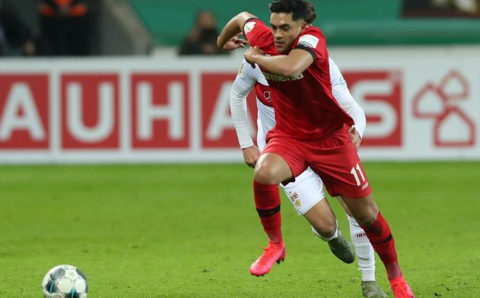 Nadiem Amiri springt Porto-Star Moussa Marega zur Seite