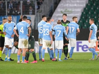 Mit 2:1 hat der VfL Wolfsburg gegen Malmö gewonnen. Foto: Peter Steffen/dpa Mit 2:1 hat der VfL Wolfsburg gegen Malmö gewonnen. Foto: Peter Steffen/dpa