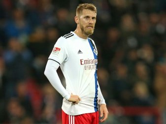 HSV-Kapitän Aaron Hunt ist nach der Niederlage bedient HSV-Kapitän Aaron Hunt ist nach der Niederlage bedient
