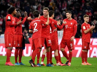 Der FC Bayern wird auch nach dem 23. Bundesliga-Spieltag die Tabelle anführen. Foto: Angelika Warmuth/dpa Der FC Bayern wird auch nach dem 23. Bundesliga-Spieltag die Tabelle anführen. Foto: Angelika Warmuth/dpa