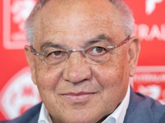 Will den Drittligisten Würzburger Kickers in die Bundesliga bringen: Felix Magath. Foto: Daniel Karmann/dpa Will den Drittligisten Würzburger Kickers in die Bundesliga bringen: Felix Magath. Foto: Daniel Karmann/dpa