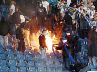 Rostock soll sich von der Aktion der Fans distanzieren Rostock soll sich von der Aktion der Fans distanzieren