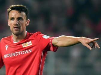 Christian Gentner steht vor seinem 400. Bundesligaspiel. Foto: Tom Weller/dpa Christian Gentner steht vor seinem 400. Bundesligaspiel. Foto: Tom Weller/dpa