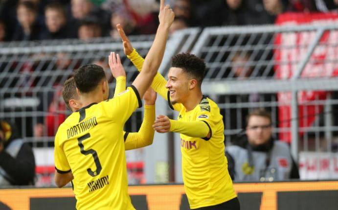 Sancho trifft - BVB schlägt Freiburg