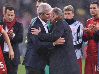 Der DFB wird sich mit den Vorfällen in München und anderen Bundesliga-Stadien beschäftigen. Foto: Revierfoto/dpa