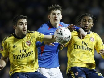 Sokratis (l.) erzielte die Führung für Arsenal Sokratis (l.) erzielte die Führung für Arsenal