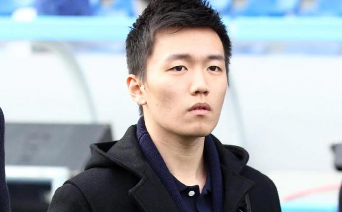 Hat den Chef der italienischen Fußball-Liga mit harschen Worten kritisiert: Steven Zhang. Foto: Elisabetta Baracchi/ANSA/dpa