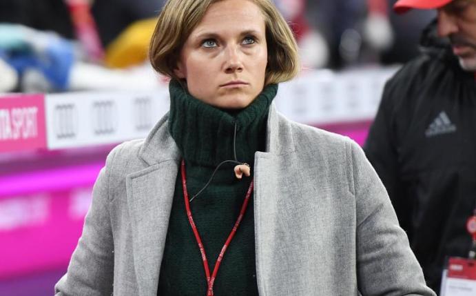 Kathleen Krüger ist die Teammanagerin des FC Bayern. Foto: Angelika Warmuth/dpa