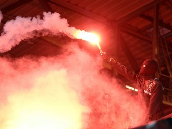 Volker Goll rät zur Vorsicht beim Umgang mit den Ultras Volker Goll rät zur Vorsicht beim Umgang mit den Ultras