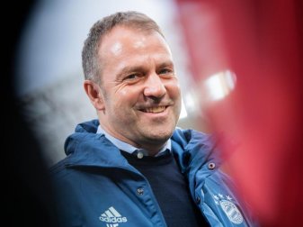 Bayern-Coach Hansi Flick soll auch Anfragen aus England haben. Foto: Tom Weller/dpa Bayern-Coach Hansi Flick soll auch Anfragen aus England haben. Foto: Tom Weller/dpa