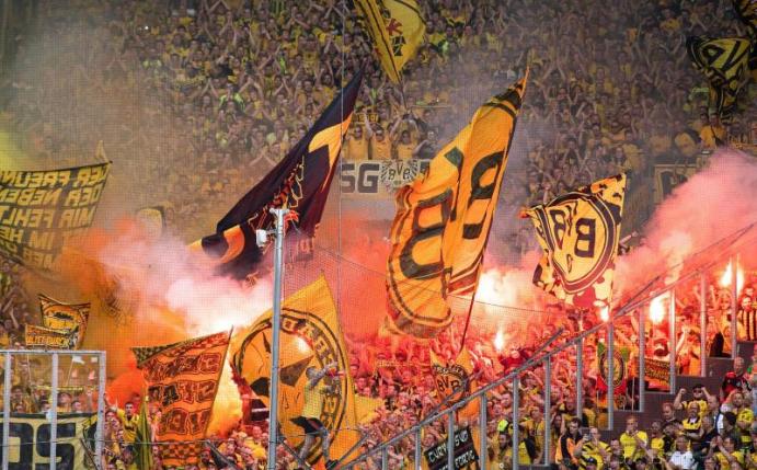 Auch die BVB-Fans stehen im Duell gegen Mönchengladbach im Fokus. Foto: Marius Becker/dpa