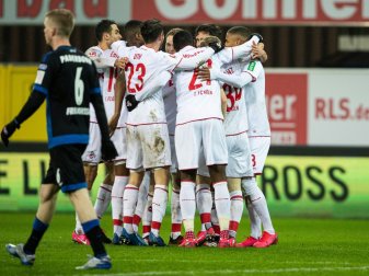 Köln holt drei Punkte gegen den SC Paderborn Köln holt drei Punkte gegen den SC Paderborn