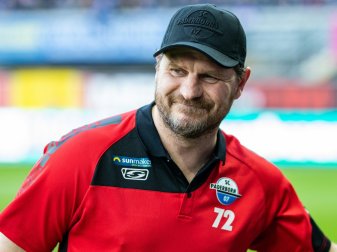 Steffen Baumgart erhielt in Paderborn eine Jobgarantie Steffen Baumgart erhielt in Paderborn eine Jobgarantie