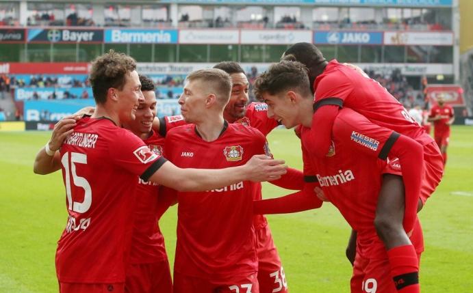 Leverkusen schlägt Frankfurt souverän mit 4:0