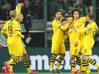 BVB gewinnt Verfolgerduell in Mönchengladbach mit 2:1 BVB gewinnt Verfolgerduell in Mönchengladbach mit 2:1