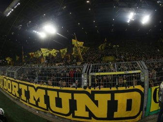 Dortmund erstattet Fans PSG-Spiel-Ticketpreis Dortmund erstattet Fans PSG-Spiel-Ticketpreis