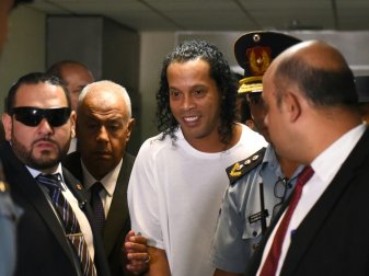 Ronaldinhos Verfahren wird zur Staatsaffäre Ronaldinhos Verfahren wird zur Staatsaffäre