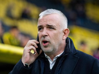 Dirk Zingler hofft noch auf ein volles Haus gegen den FC Bayern München. Foto: Guido Kirchner/dpa Dirk Zingler hofft noch auf ein volles Haus gegen den FC Bayern München. Foto: Guido Kirchner/dpa